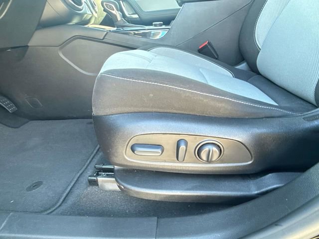 Used 2023 Chevrolet Blazer LT w/ Driver Confidence Package FWD image 21
