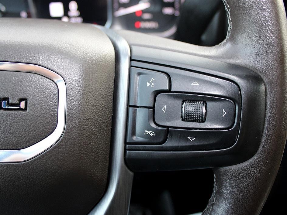 Used 2020 GMC Sierra 2500 Denali w/ Denali Ultimate Package image 10