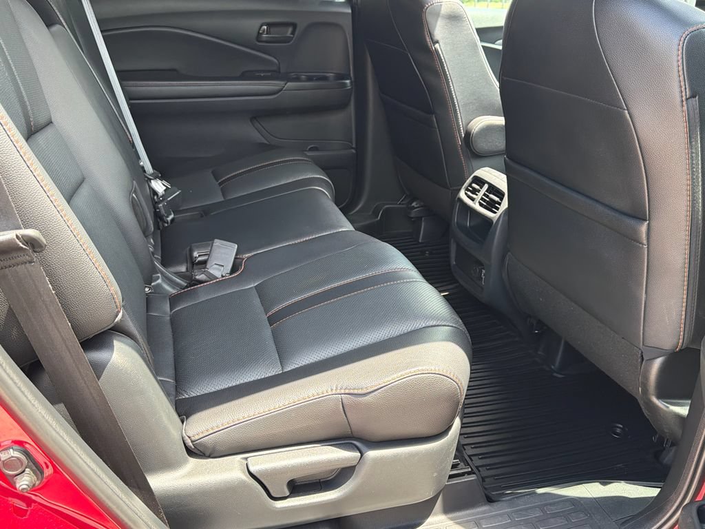 Used 2023 Honda Passport TrailSport image 17