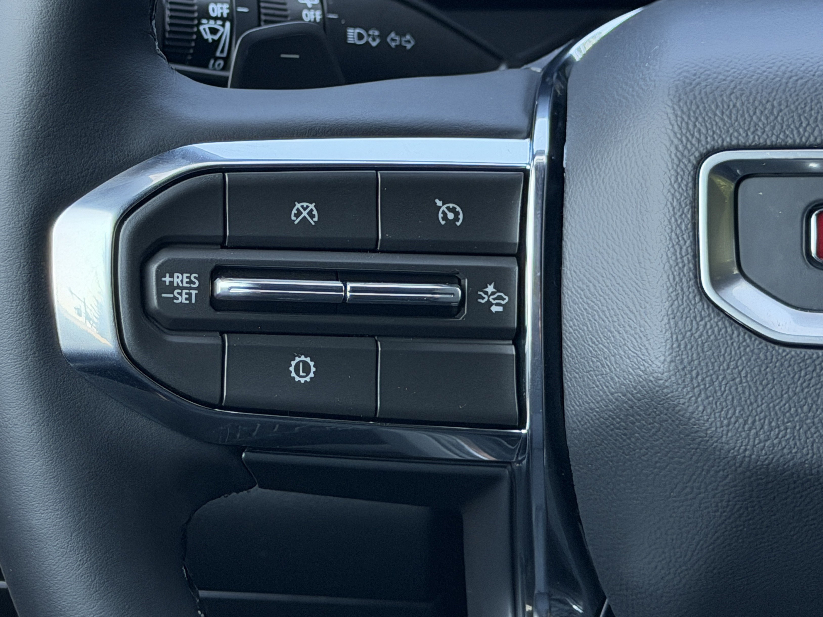 New 2026 GMC Acadia Elevation FWD image 31