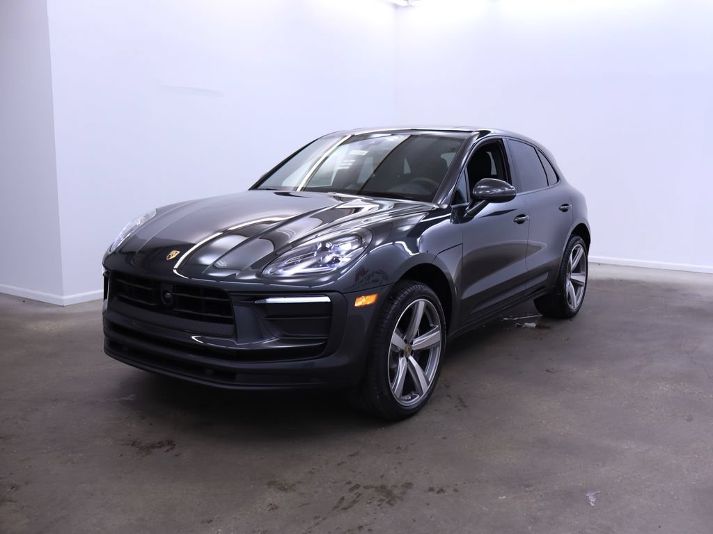Used 2025 Porsche Macan AWD/4WD 360° Tour