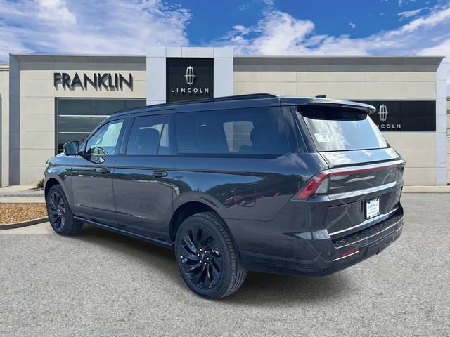 New 2026 Lincoln Navigator L Reserve w/ Jet Appearance Package AWD/4WD image 5