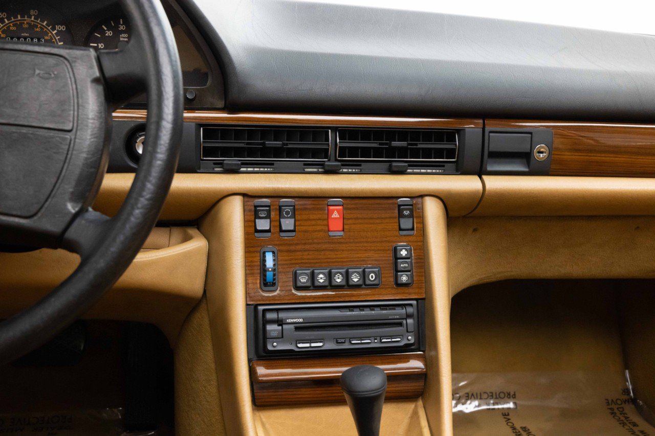 Used 1991 Mercedes-Benz 350 SD image 18