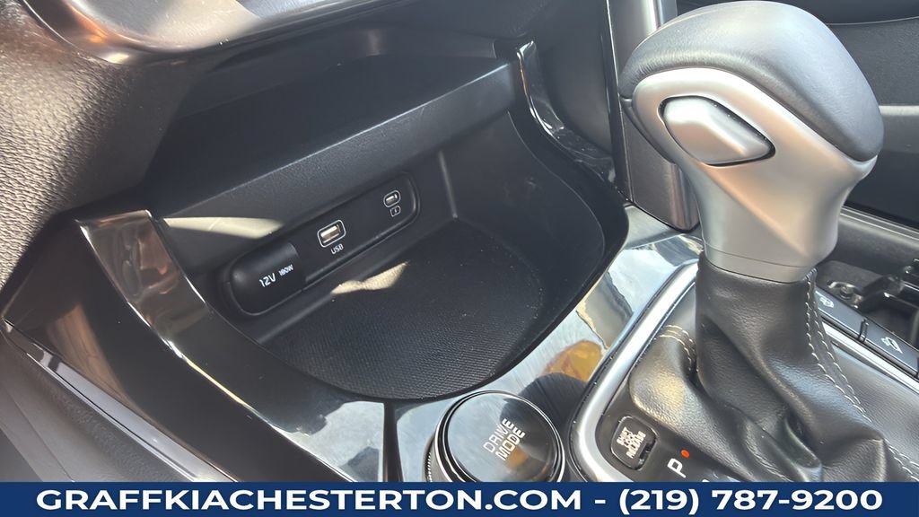 Used 2025 Kia Seltos S AWD/4WD image 39