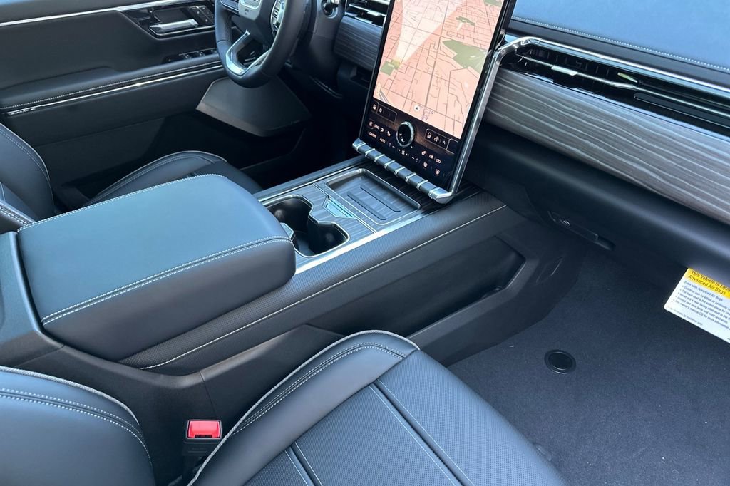 New 2025 GMC Sierra EV Denali AWD/4WD image 13
