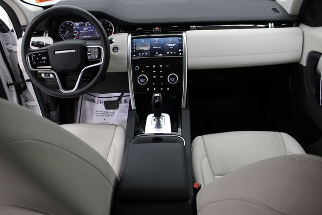 Used 2023 Land Rover Discovery Sport SE image 11