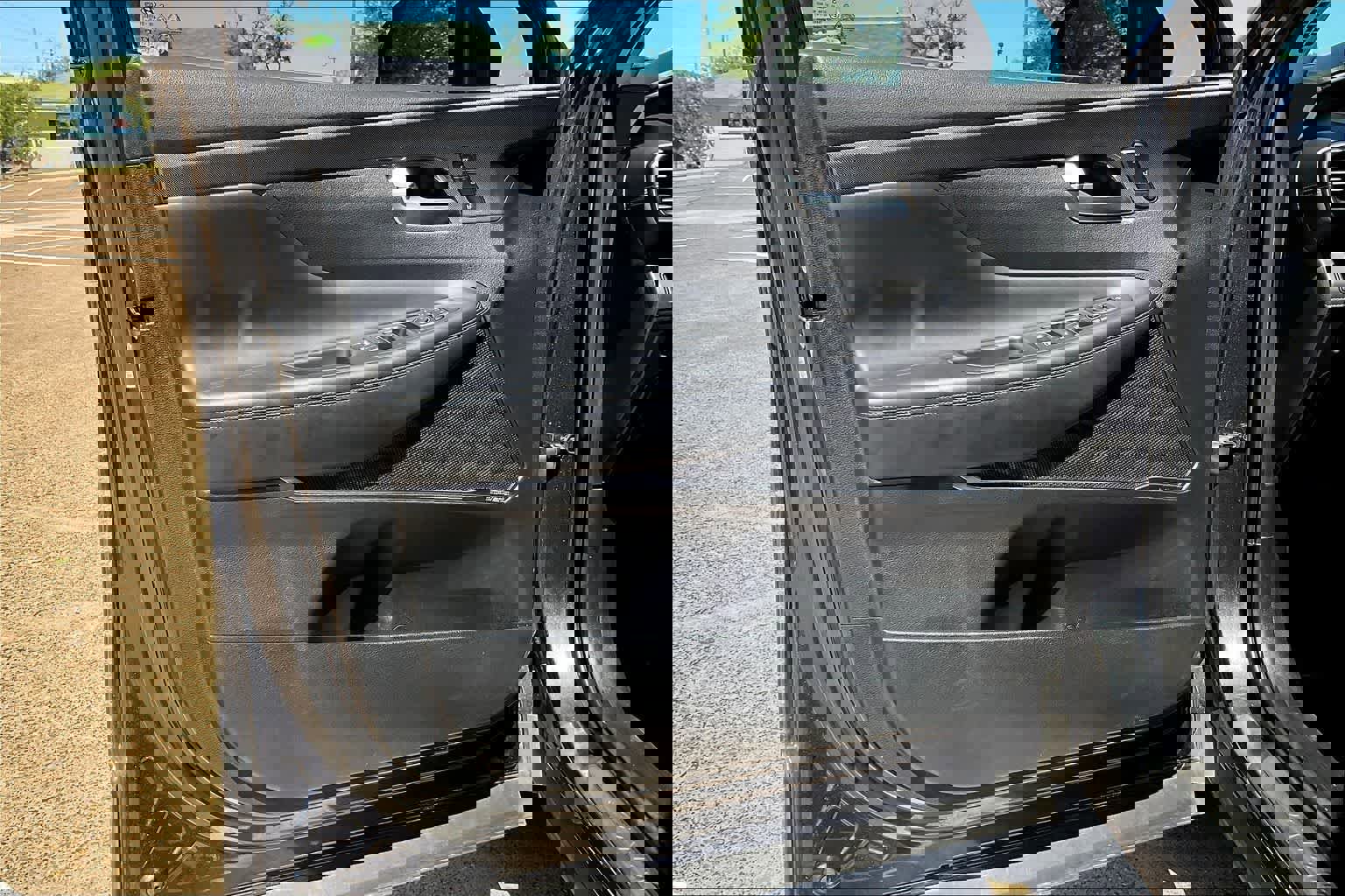 Used 2023 Hyundai Santa Fe Limited w/ Cargo Package image 26