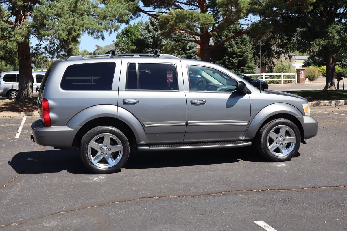 Used 2008 Dodge Durango Limited w/ Technology Group III AWD/4WD image 4