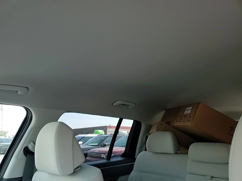 New 2026 Hyundai Santa Fe SE image 22