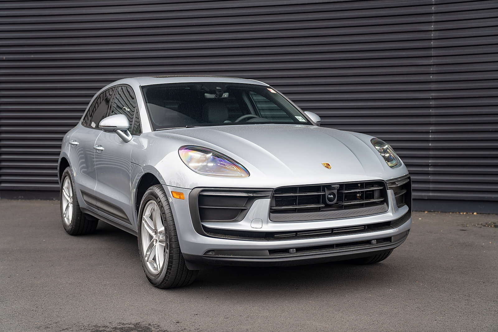 Certified 2026 Porsche Macan AWD/4WD image 26