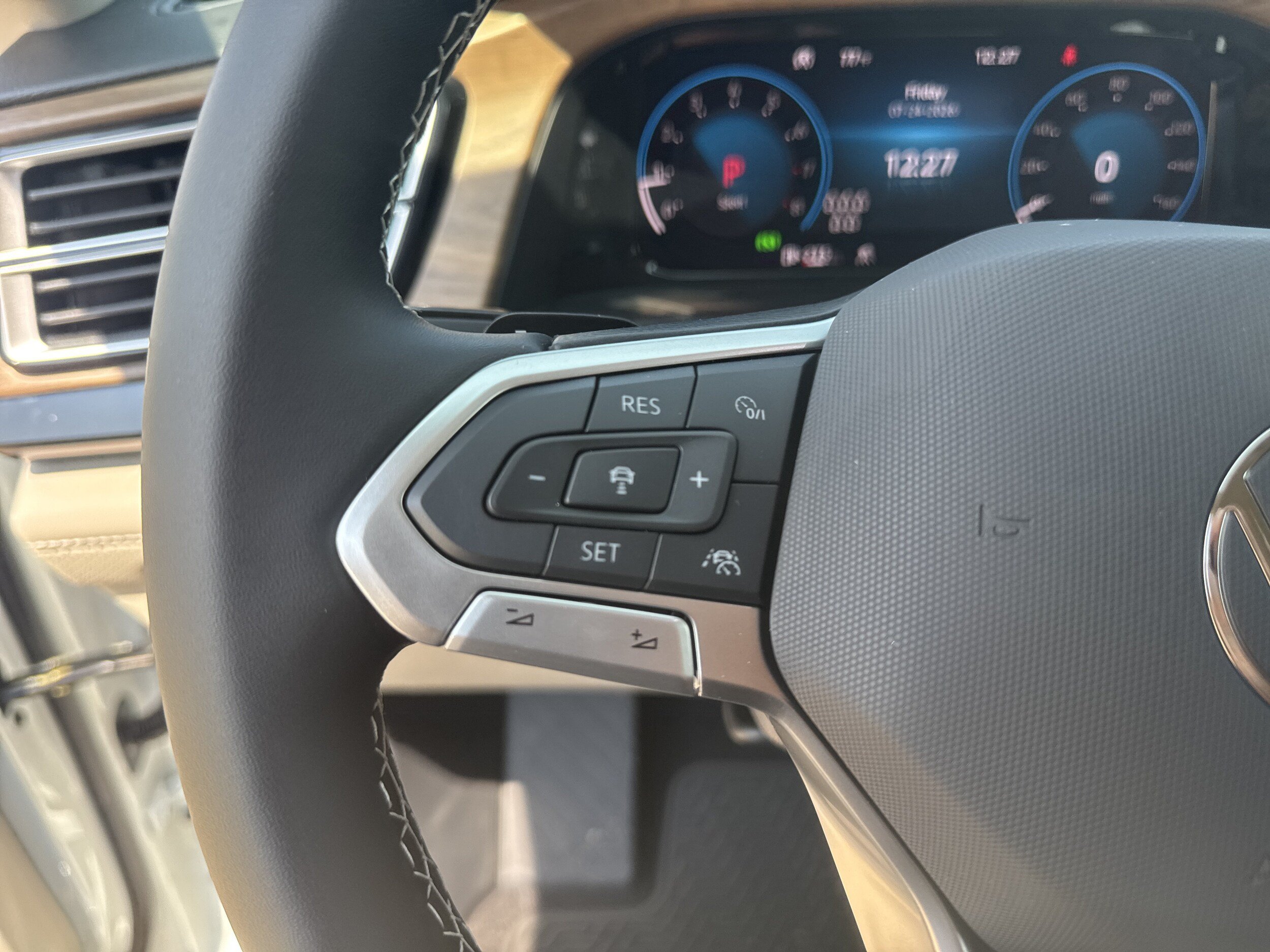 New 2026 Volkswagen Atlas SE AWD/4WD image 14