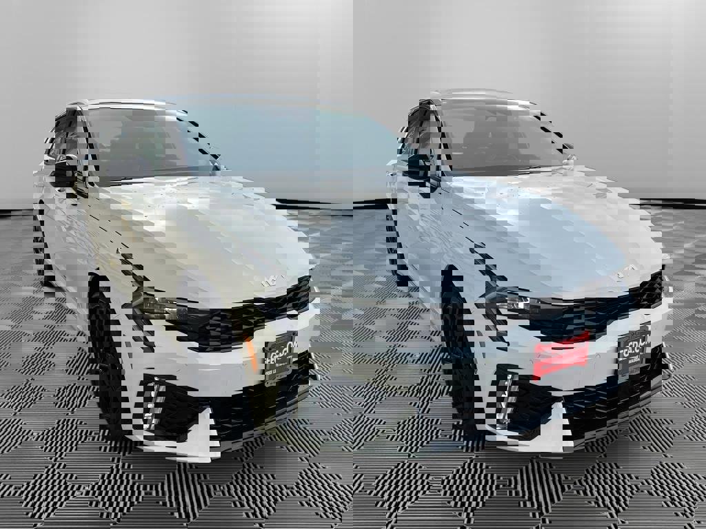New 2026 Kia K5 GT-Line image 3
