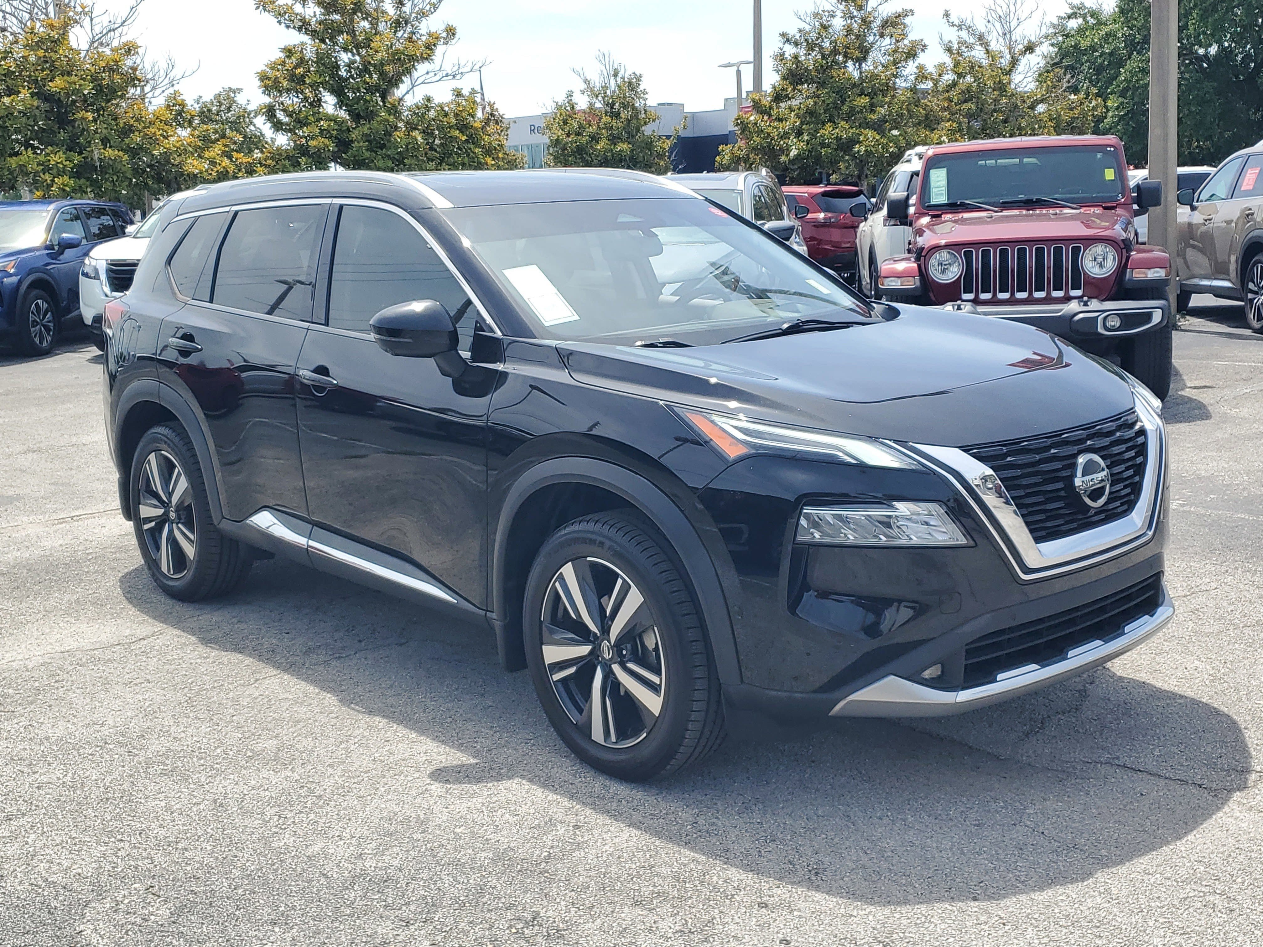 Certified 2021 Nissan Rogue Platinum FWD image 3