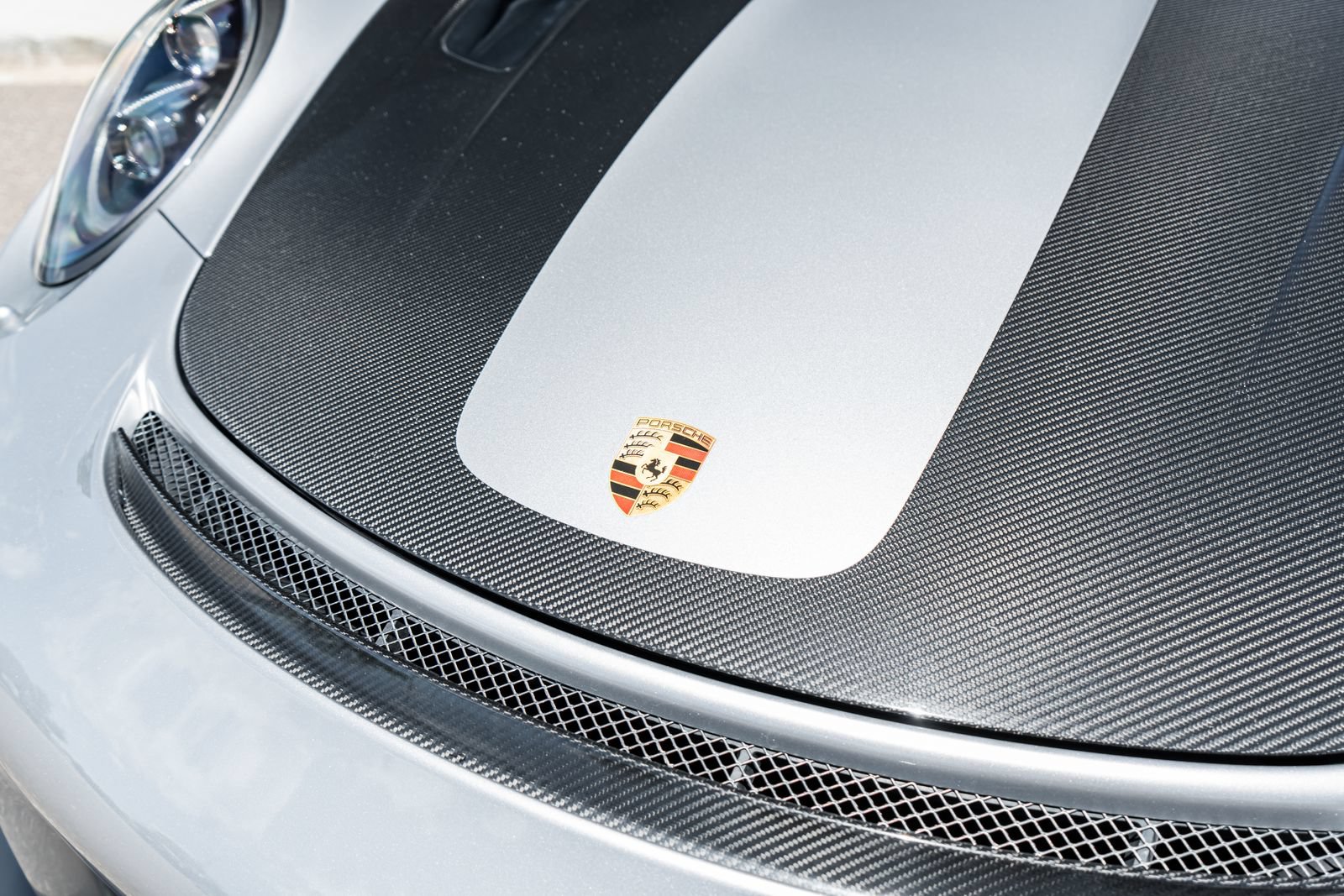 Used 2019 Porsche 911 GT2 RS RWD image 22