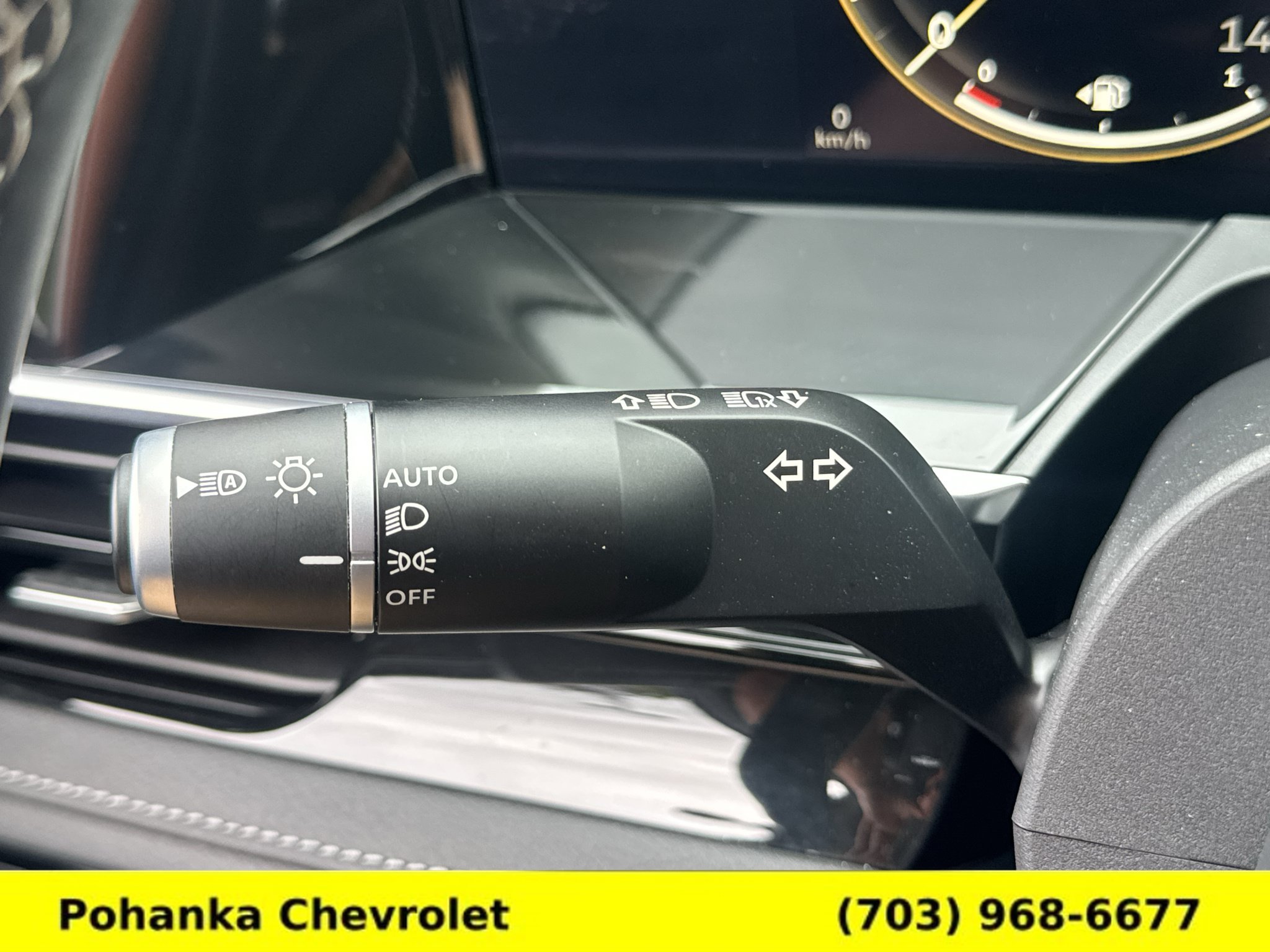 Used 2025 INFINITI QX80 Sensory AWD/4WD image 10