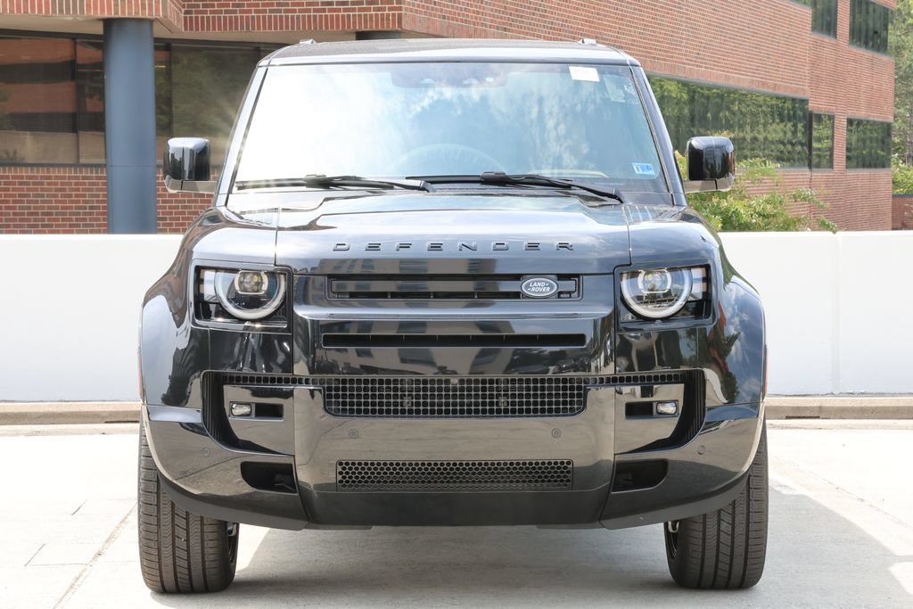 New 2026 Land Rover Defender 130 X-Dynamic SE AWD/4WD image 6