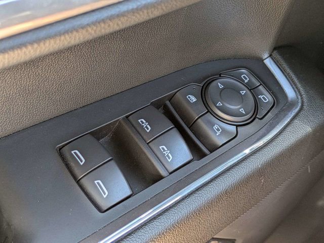 Used 2025 GMC Sierra 1500 SLT RWD image 19