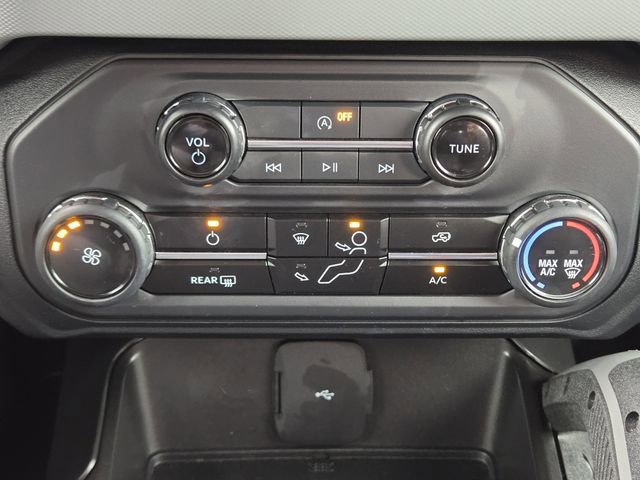 Certified 2023 Ford Bronco Big Bend w/ Sasquatch Package AWD/4WD image 18