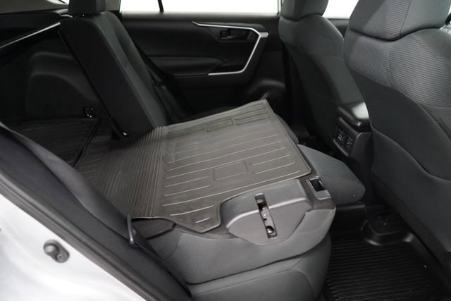 Used 2022 Toyota RAV4 LE image 58