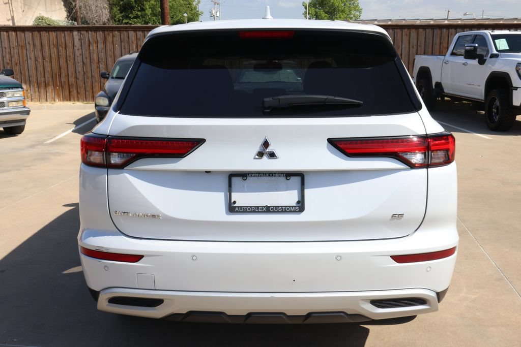Used 2024 Mitsubishi Outlander SE FWD image 6