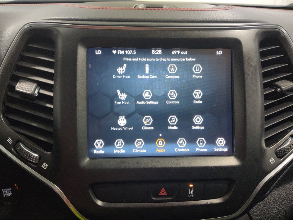 Used 2022 Jeep Cherokee Trailhawk AWD/4WD image 25
