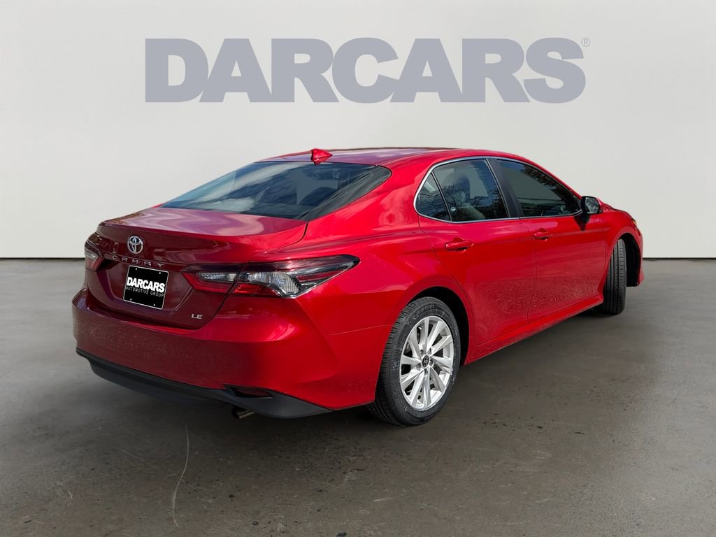 Used 2024 Toyota Camry LE image 7