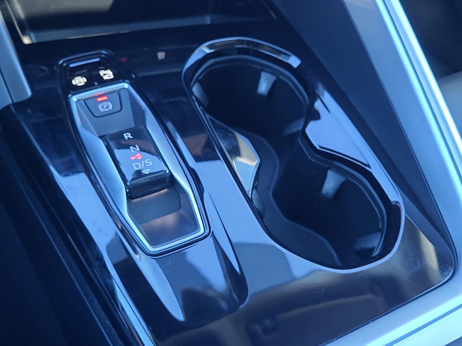 Used 2025 Audi Q5 Premium Plus w/ Premium Plus image 30