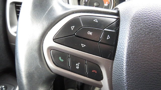 Used 2019 Jeep Cherokee Latitude Plus w/ Comfort/Convenience Group image 24