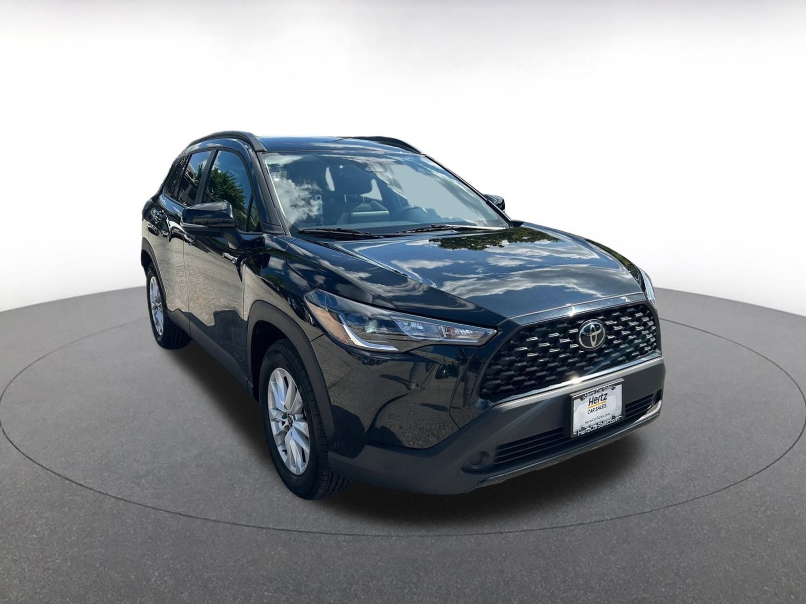 Used 2025 Toyota Corolla Cross LE