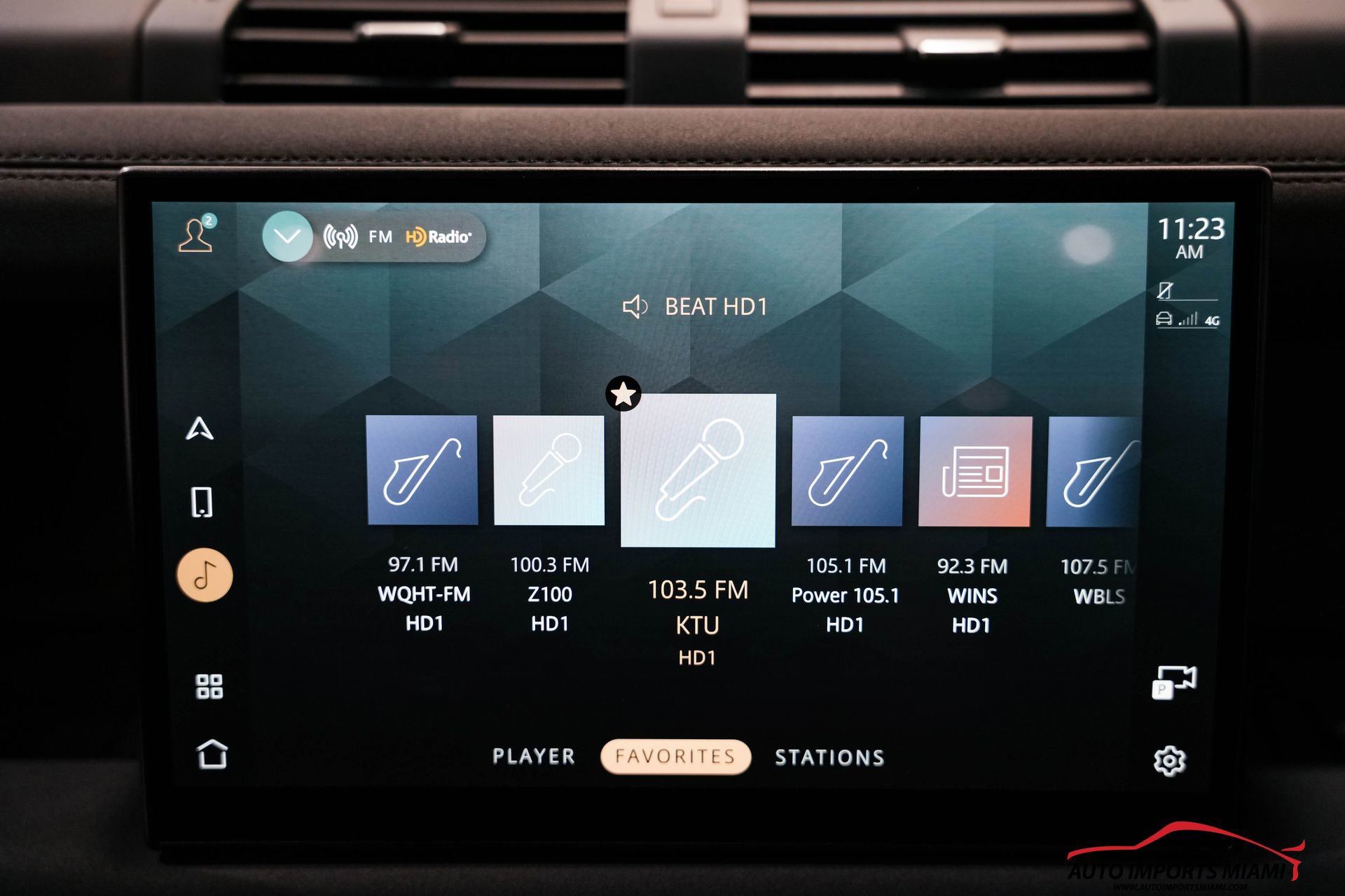 Used 2023 Land Rover Defender 130 X-Dynamic SE image 72