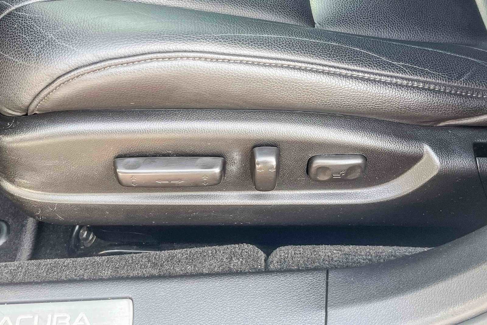 Used 2016 Acura TLX image 21