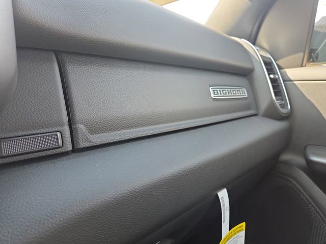 New 2026 RAM 1500 4x4 Crew Cab image 30