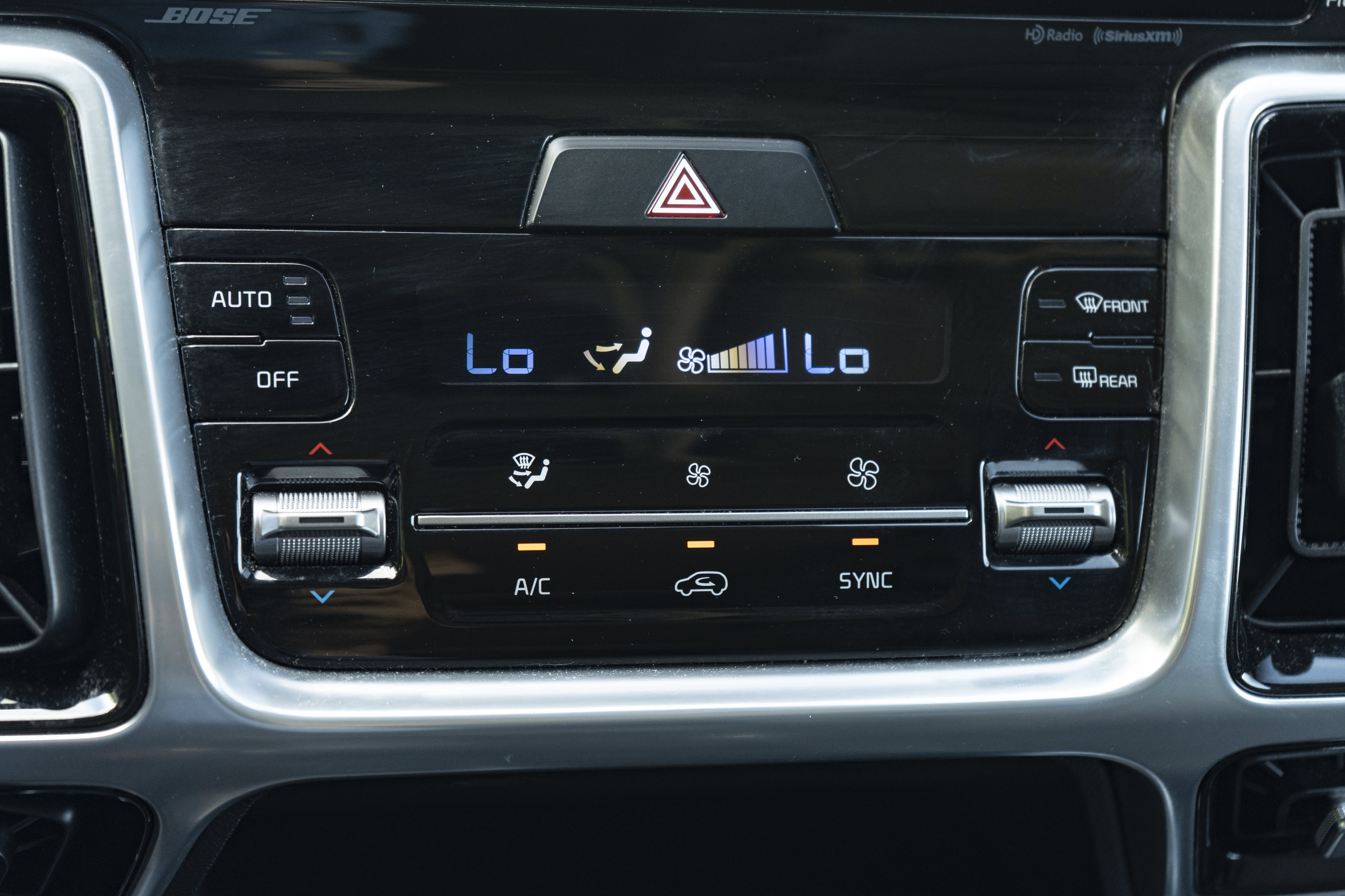 Used 2023 Kia Sorento SX AWD/4WD image 34