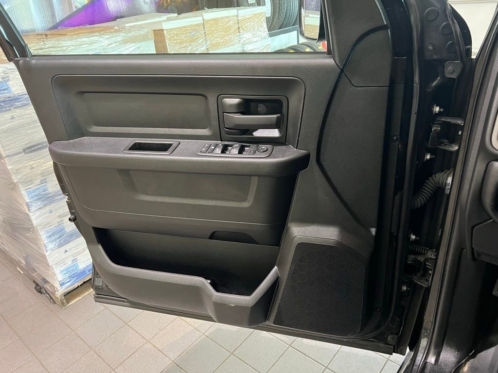 Used 2022 RAM 3500 Tradesman image 13