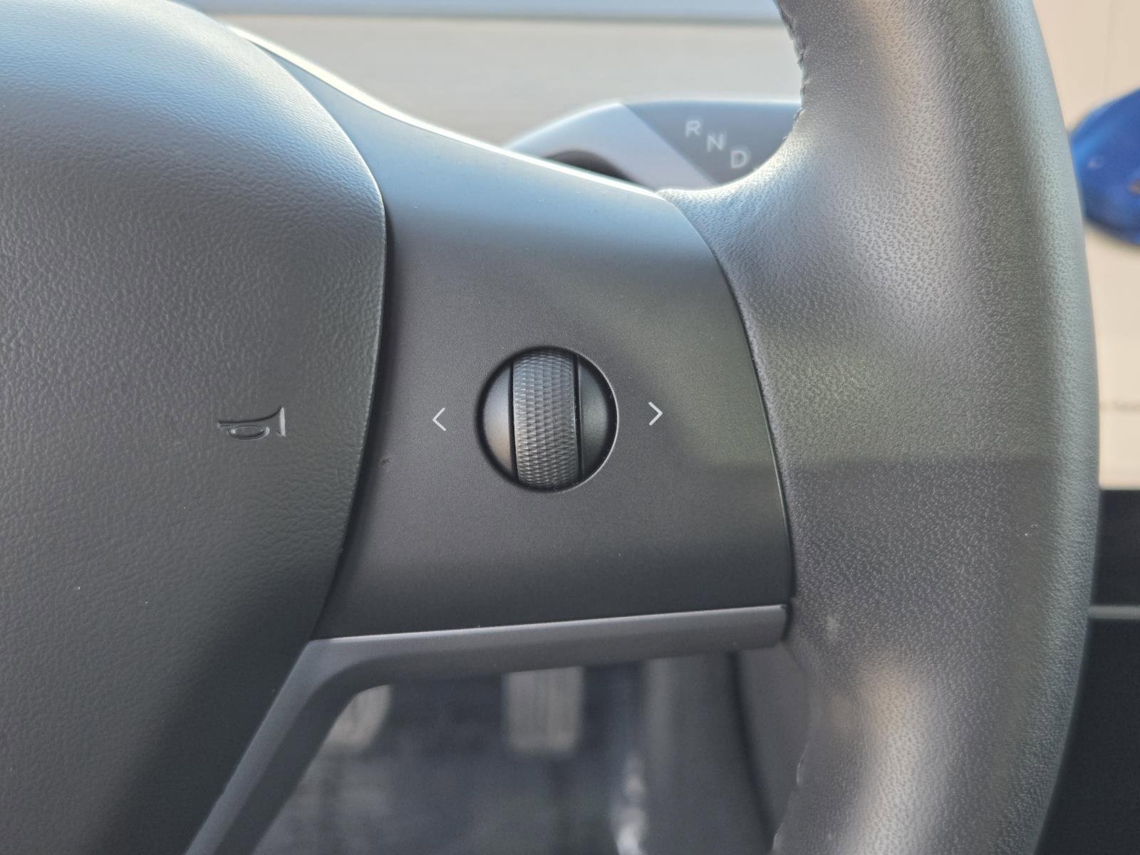 Used 2019 Tesla Model 3 Standard Range Plus image 17