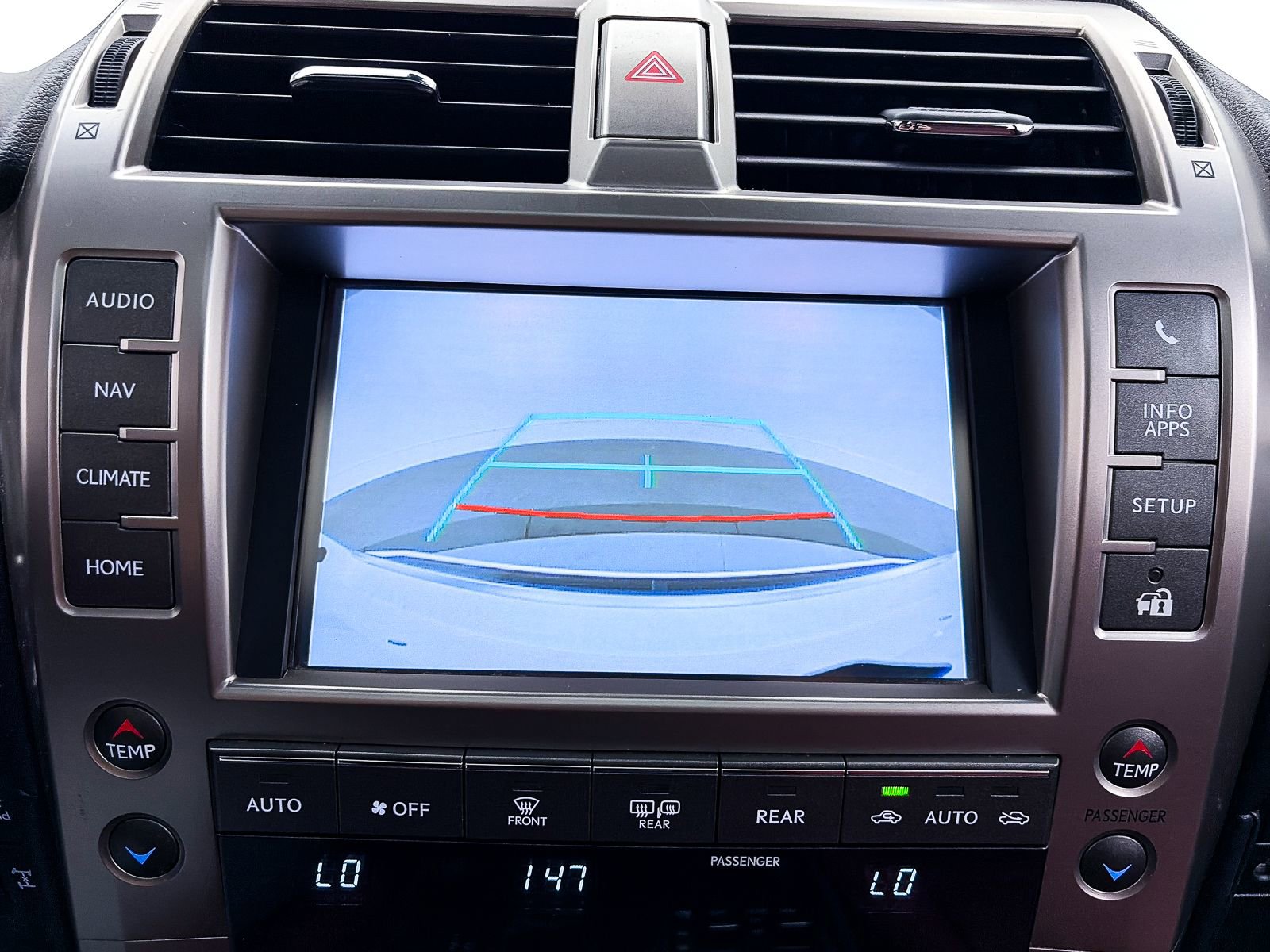 Used 2021 Lexus GX 460 Premium w/ Premium Package image 7