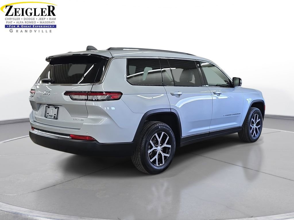 Certified 2023 Jeep Grand Cherokee L Limited w/ Trailer Tow Group (B) AWD/4WD image 5