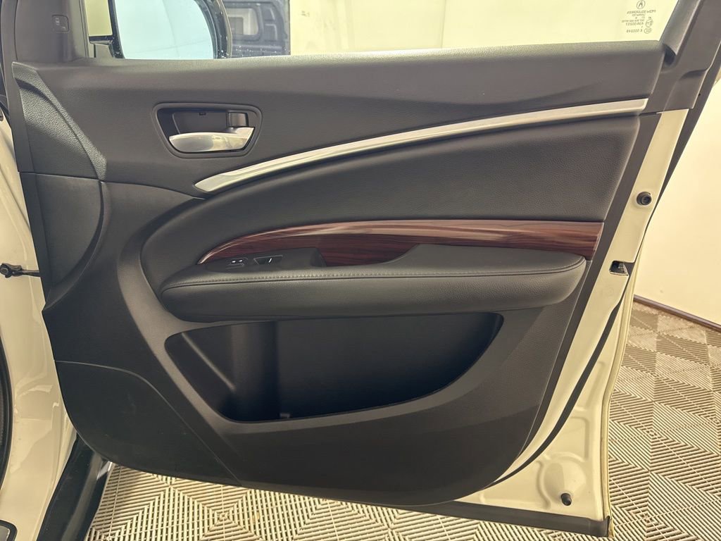 Used 2016 Acura MDX SH-AWD w/ Technology Package image 21