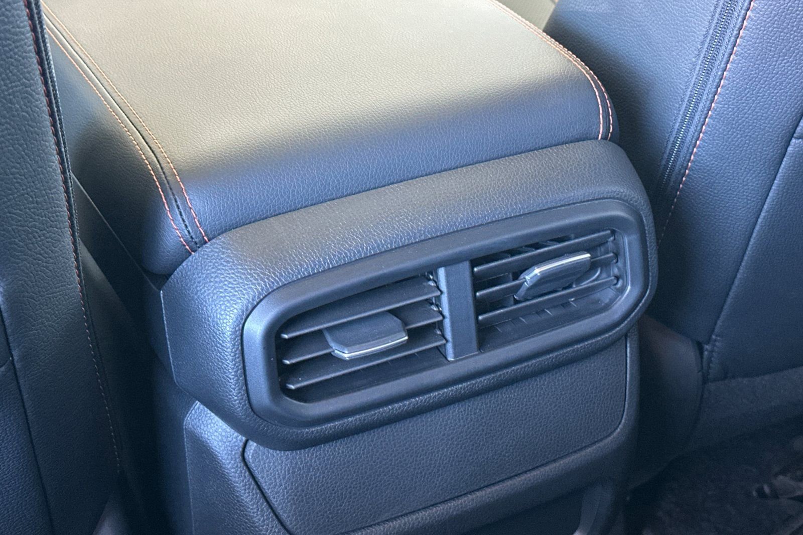 Used 2025 Honda Ridgeline TrailSport image 14