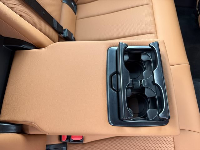 Certified 2024 BMW 330i xDrive Sedan w/ Premium Package AWD/4WD image 20