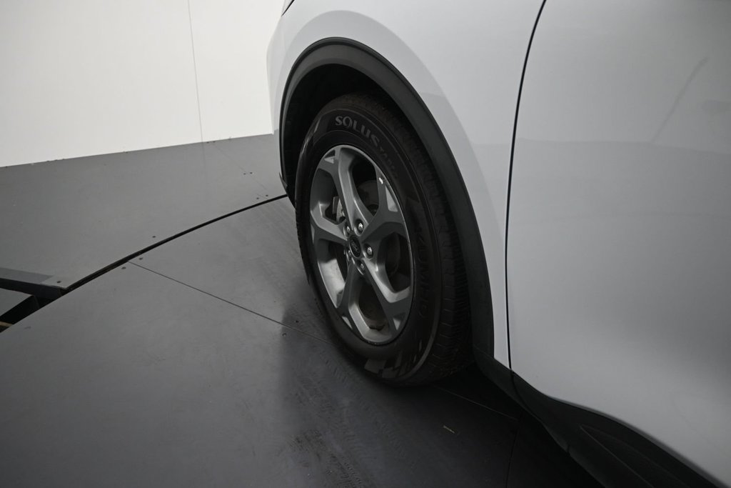Used 2025 Ford Escape ST-Line FWD image 11