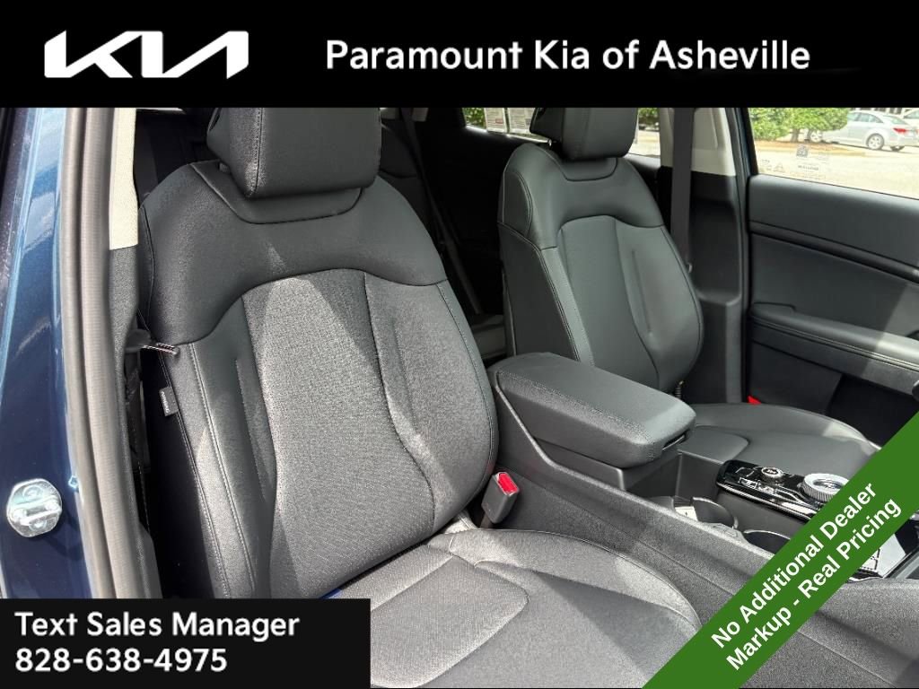 New 2025 Kia Sportage EX w/ EX Premium Package image 21