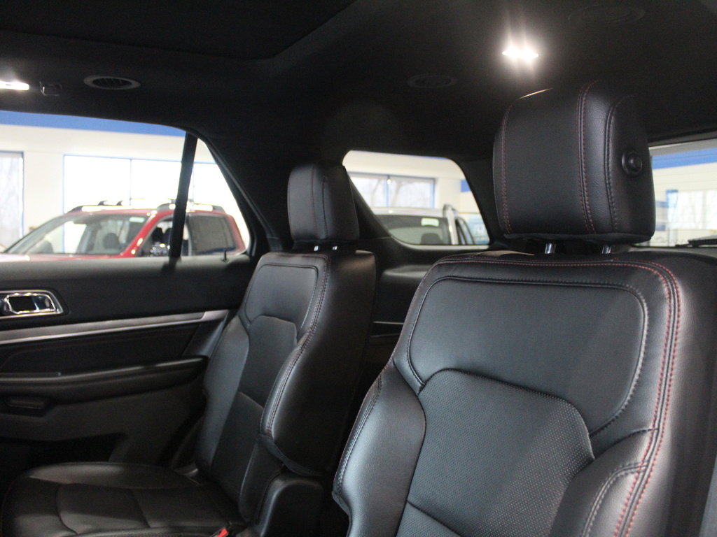 Used 2018 Ford Explorer Sport w/ Equipment Group 401A image 17