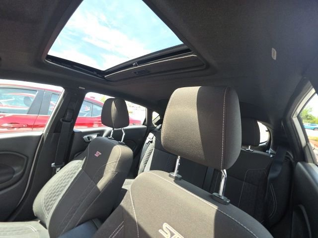 Used 2017 Ford Fiesta ST FWD image 10