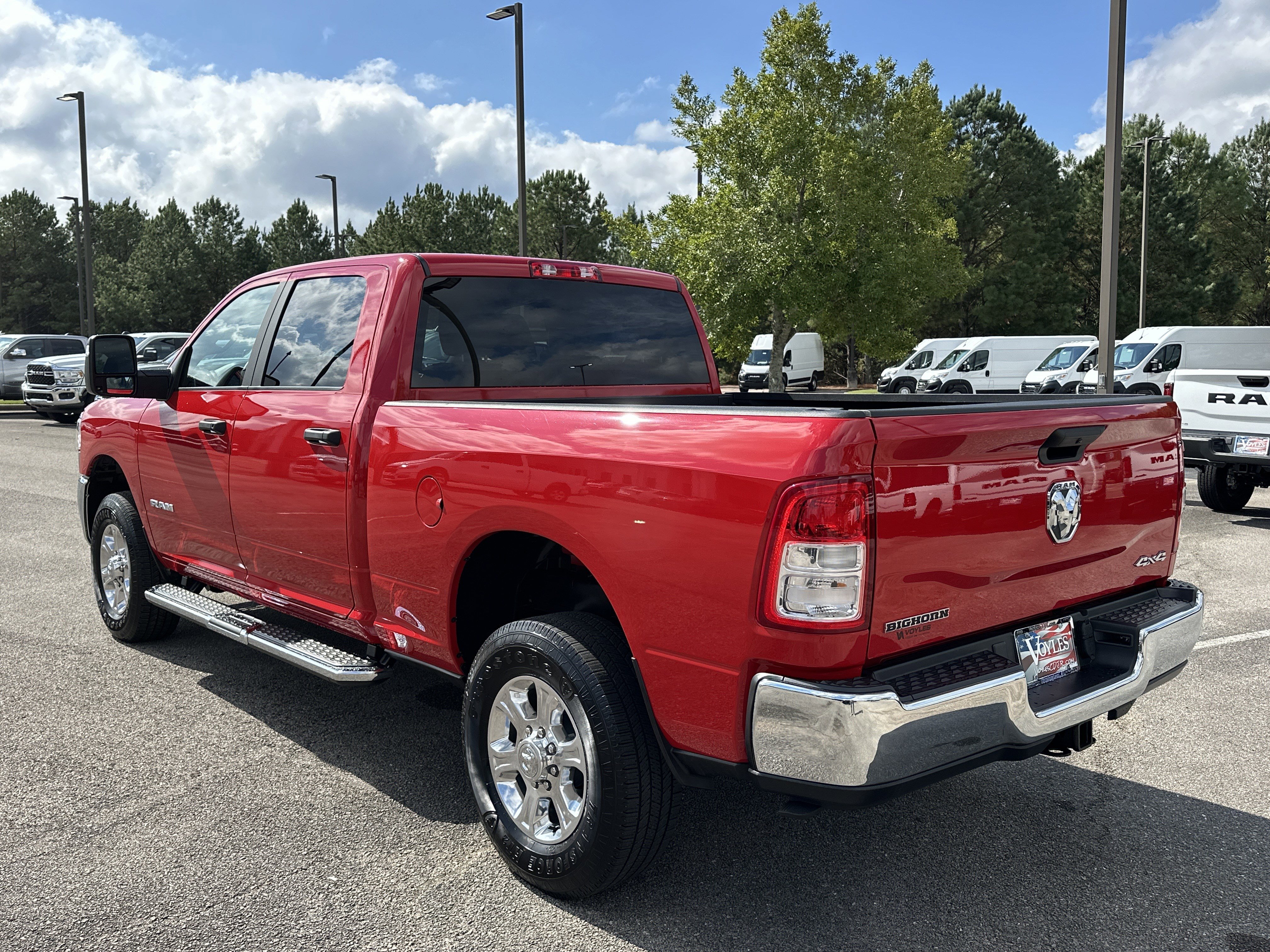 Used 2024 RAM 2500 Big Horn w/ Bed Utility Group image 5