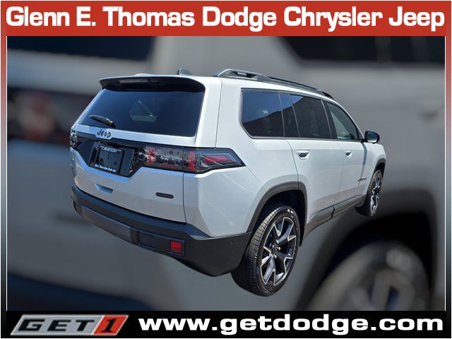 New 2026 Jeep Cherokee Overland w/ Advanced Pro Tech Group AWD/4WD image 4
