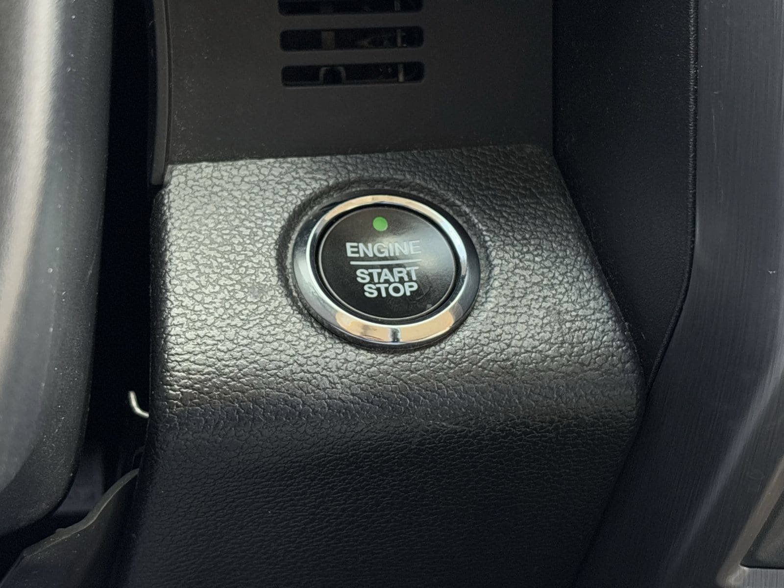Used 2021 Ford Expedition Platinum AWD/4WD image 16