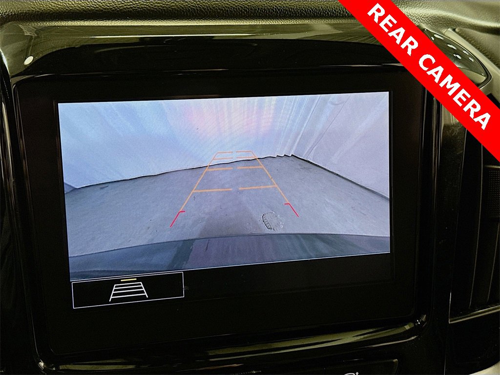 Used 2020 Chevrolet Traverse LT image 14