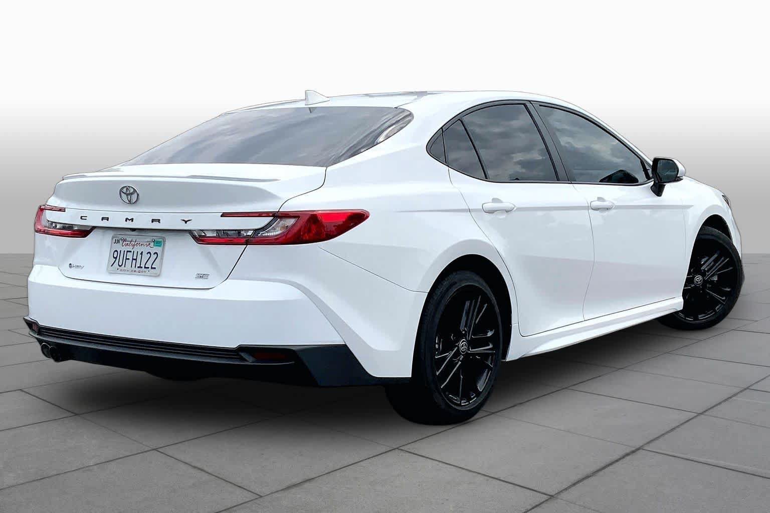 Certified 2025 Toyota Camry SE w/ Convenience Package FWD image 12