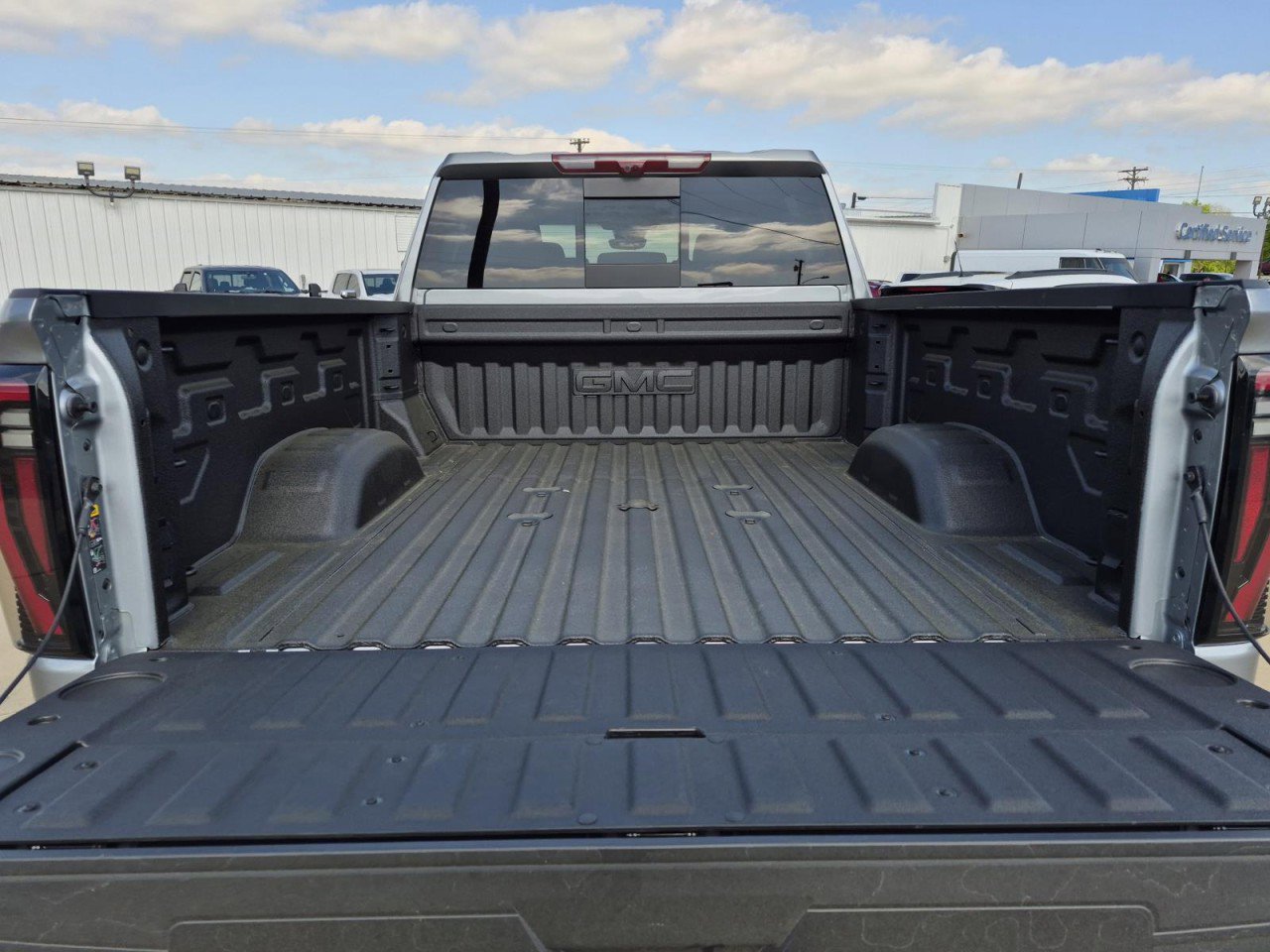 New 2026 GMC Sierra 2500 AT4 w/ AT4 Premium Plus Package image 7